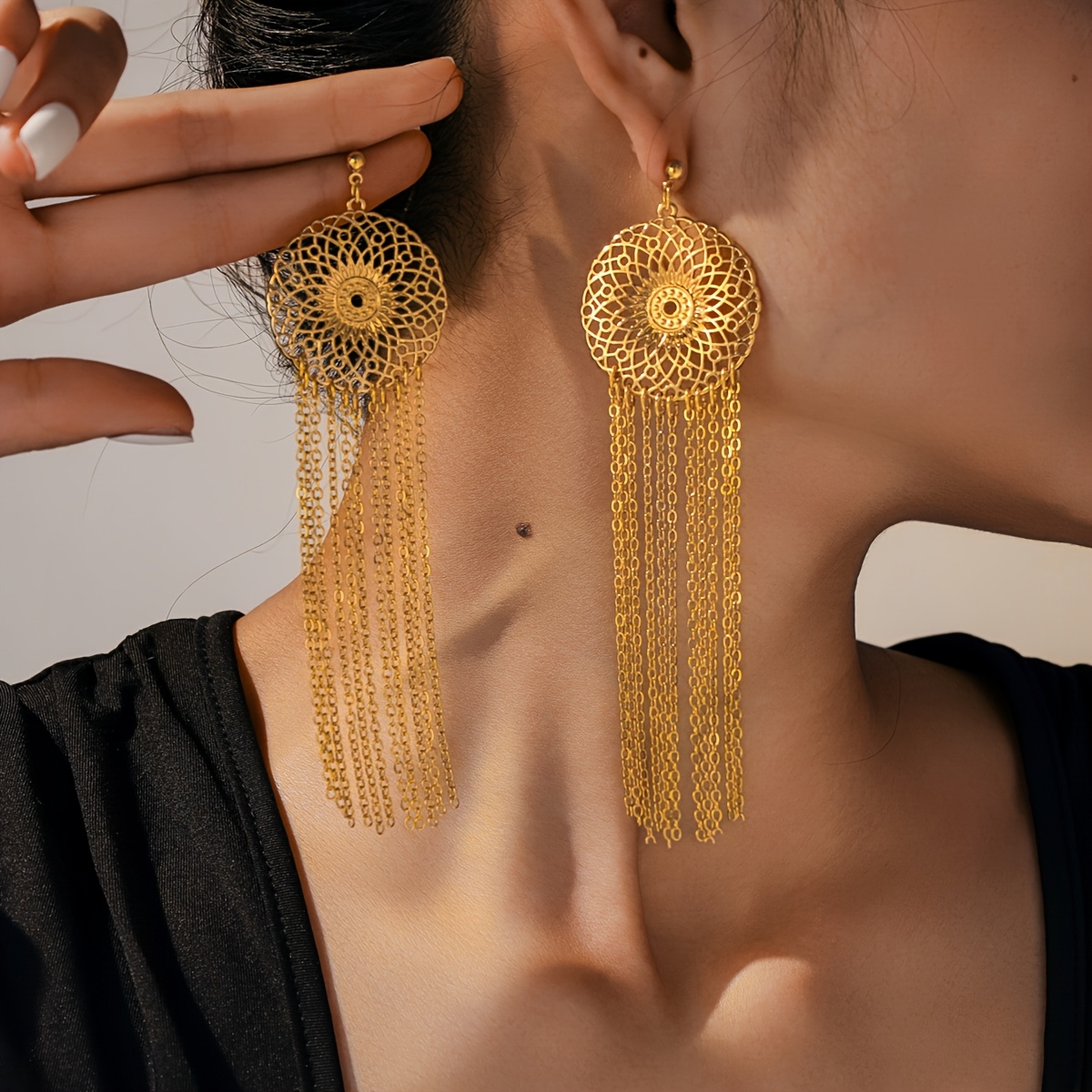 Geometric Metal Discs Necklace and Earrings Set